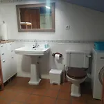 Casa Da Oliveira بيت للعطل